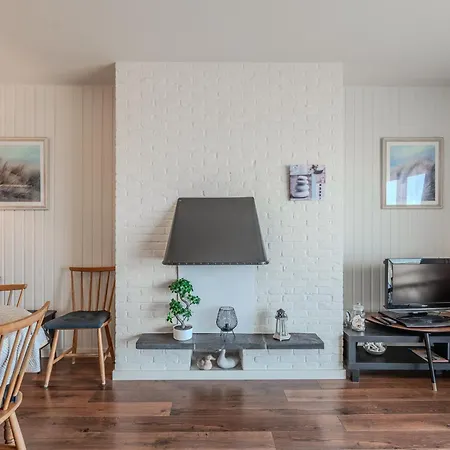 Premium Holidays - Seaview Flat Rubens At